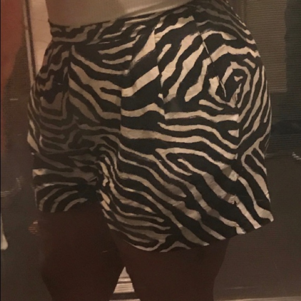 H & M Zebra Shorts Size 14 Black and Tan